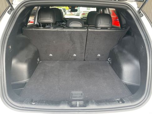 Used 2025 Jeep Compass Trailhawk image 29