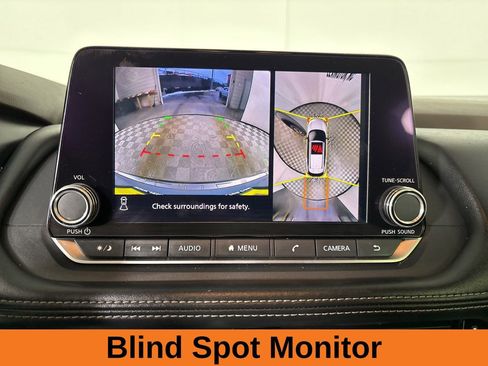 Used 2023 Nissan Rogue SL image 18