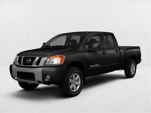 Used 2015 Nissan Titan S image 1