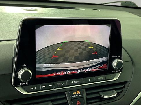 Certified 2022 Nissan Altima 2.5 SV AWD/4WD image 14