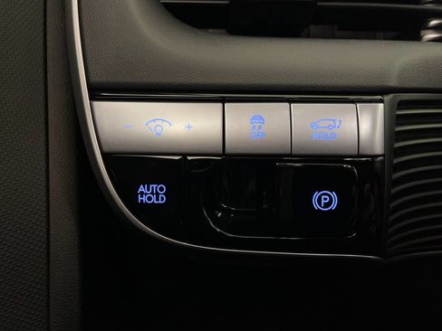 Certified 2024 Hyundai Ioniq 5 SEL RWD image 30