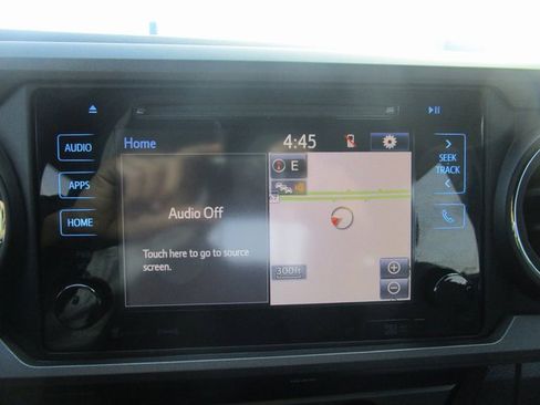 Used 2019 Toyota Tacoma TRD Off-Road image 14