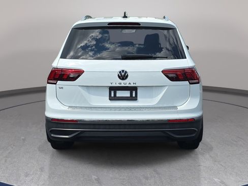Used 2022 Volkswagen Tiguan SE FWD image 6