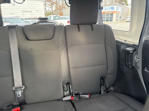 Used 2021 Jeep Wrangler Unlimited Sport image 14