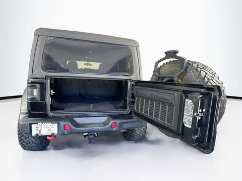 Used 2020 Jeep Wrangler Unlimited Rubicon w/ Steel Bumper Group AWD/4WD image 25