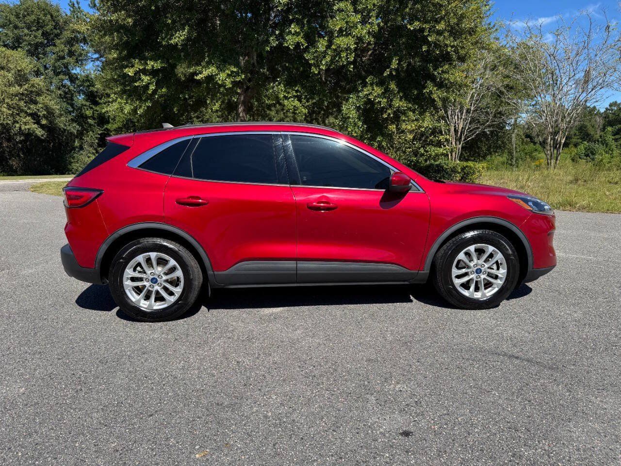 Used 2020 Ford Escape SE FWD image 7