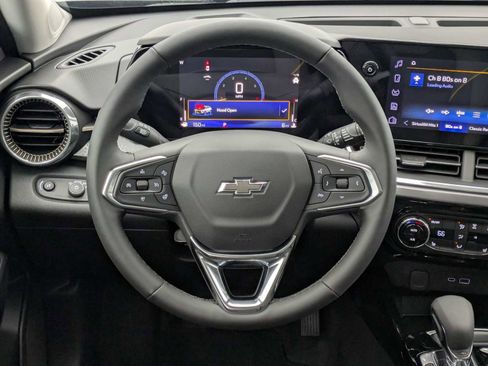 New 2026 Chevrolet Trax ACTIV FWD image 23