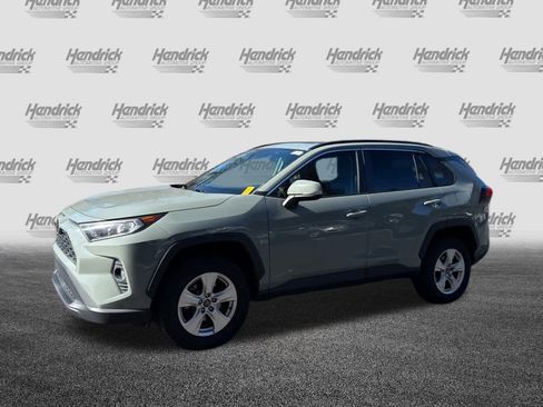Used 2021 Toyota RAV4 XLE image 10