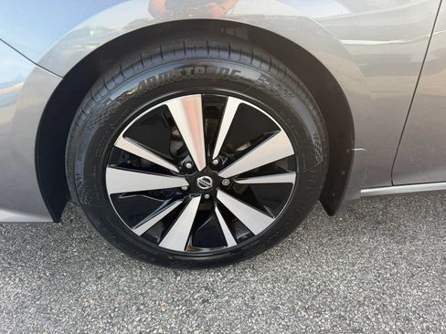 Used 2022 Nissan Altima 2.5 SV FWD image 56