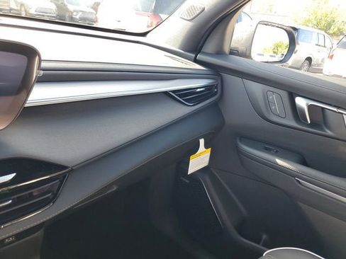 New 2026 Buick Enclave Preferred w/ Power Package FWD image 25