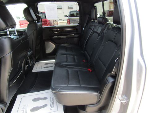 Used 2020 RAM 1500 Limited AWD/4WD image 17