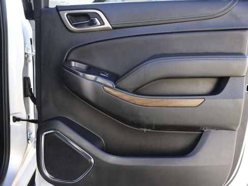 Used 2020 GMC Yukon XL Denali image 33