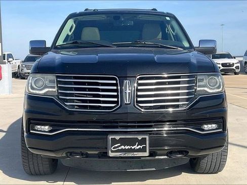 Used 2015 Lincoln Navigator 2WD w/ Equipment Group 101A Reserve image 3