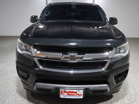 Used 2018 Chevrolet Colorado LT AWD/4WD image 4