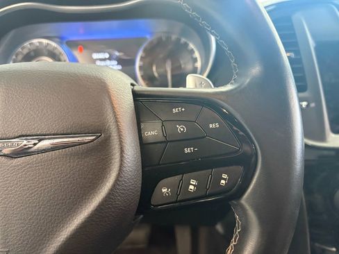 Used 2018 Chrysler 300 S w/ Safetytec Plus Group AWD/4WD image 20