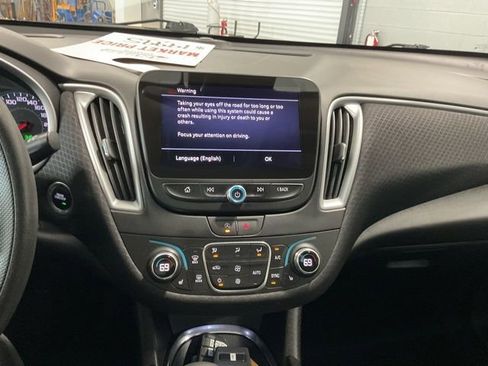 Used 2023 Chevrolet Malibu LT image 16