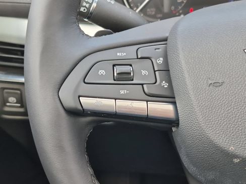 Used 2022 Cadillac XT4 Premium Luxury w/ Enhanced Visibility Package FWD image 25