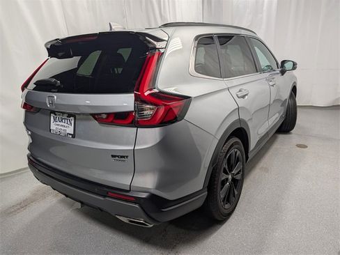Used 2025 Honda CR-V Sport Touring image 3