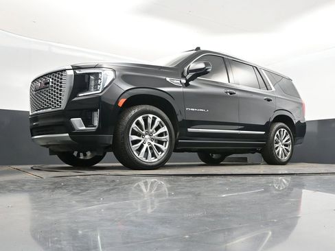 Used 2021 GMC Yukon Denali w/ Denali Premium Package image 44