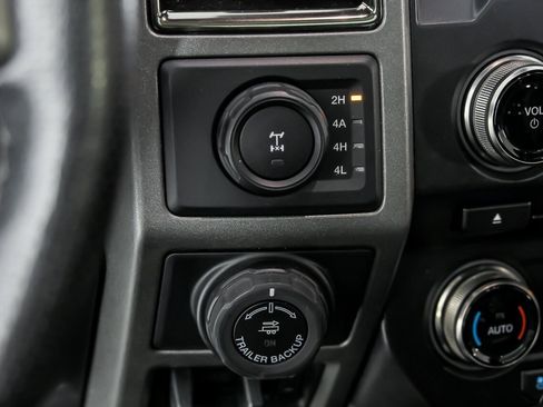 Used 2018 Ford F150 Raptor w/ Equipment Group 802A Luxury image 29