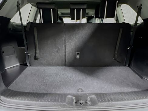 Used 2019 Toyota Highlander Limited image 34