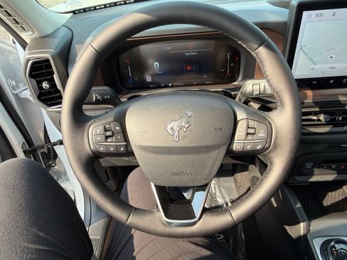 New 2026 Ford Bronco Sport Outer Banks w/ Outer Banks Tech Package+ AWD/4WD image 23