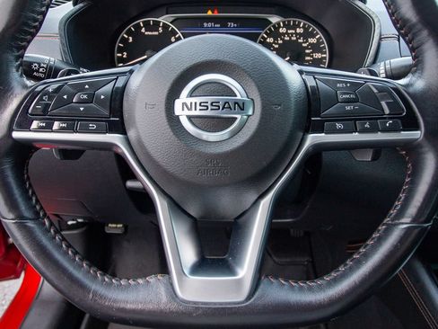 Used 2019 Nissan Altima 2.5 SR FWD image 25