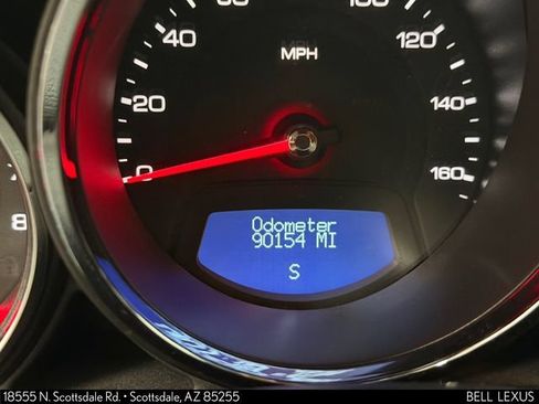 Used 2011 Cadillac CTS Luxury RWD image 25