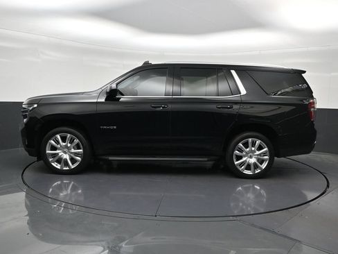 Used 2023 Chevrolet Tahoe LS RWD image 2