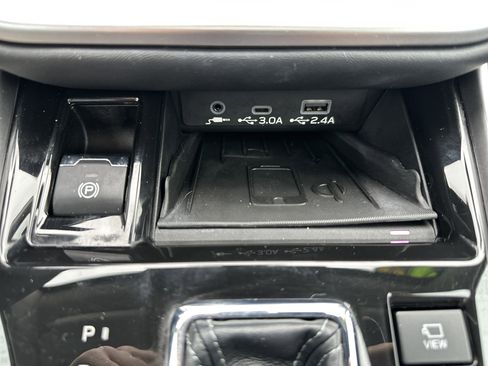 Used 2023 Subaru Outback Touring XT image 32