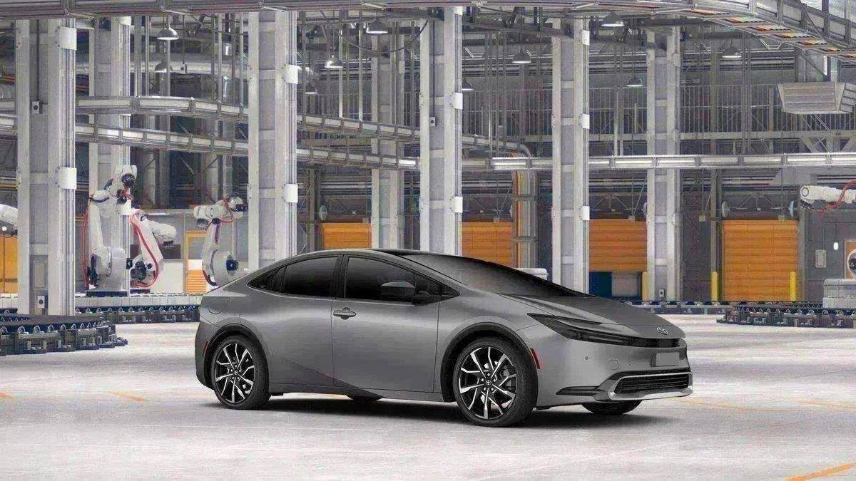 New 2027 Toyota Prius Plug-In Hybrid FWD image 80