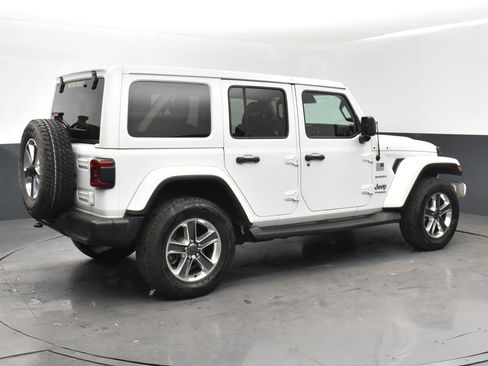 Used 2020 Jeep Wrangler Unlimited Sahara image 7