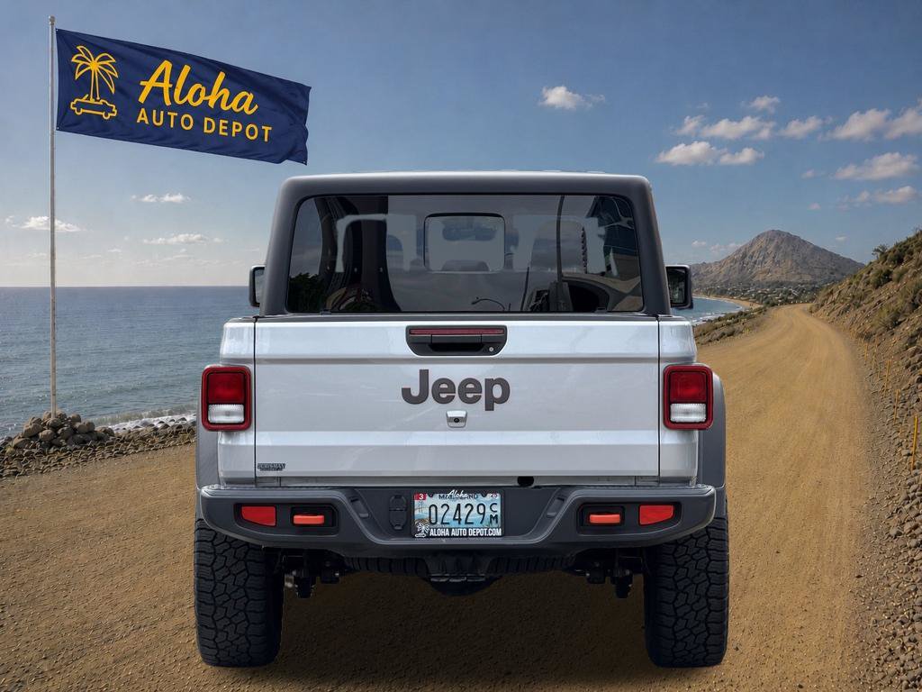 Used 2022 Jeep Gladiator Mojave w/ Cold Weather Group AWD/4WD image 4