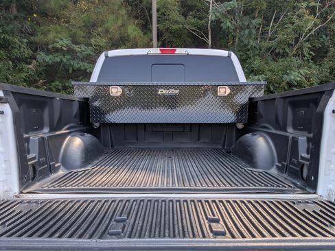 Used 2020 Ford F150 XLT w/ Equipment Group 302A Luxury AWD/4WD image 18