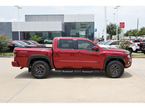 Used 2025 Nissan Frontier PRO-4X w/ Pro Convenience Package AWD/4WD image 5