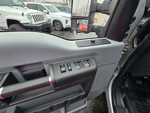 Used 2016 Ford F250 XL w/ Power Equipment Group image 12
