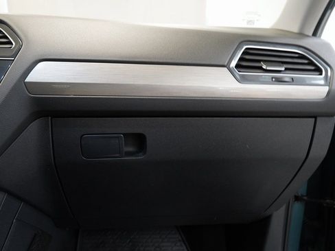 Used 2019 Volkswagen Tiguan S image 35