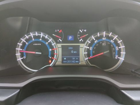 Used 2015 Toyota 4Runner TRD Pro AWD/4WD image 36