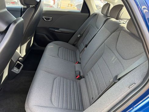 Certified 2025 Kia K4 EX image 25
