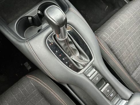 Used 2024 Honda HR-V Sport image 22