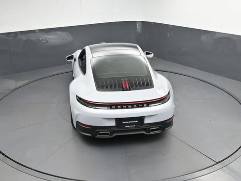 Used 2025 Porsche 911 Carrera image 37