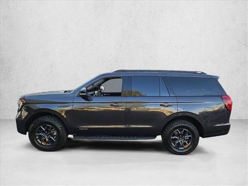 Used 2025 Ford Expedition Tremor AWD/4WD image 9