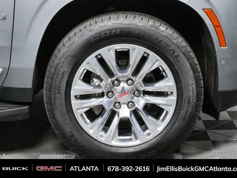 Used 2025 GMC Yukon Denali AWD/4WD image 36