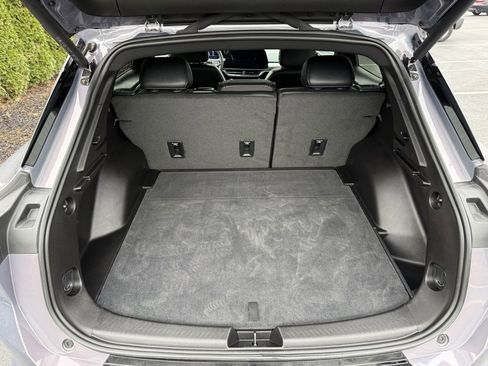 Used 2024 Chevrolet Equinox EV RS image 31