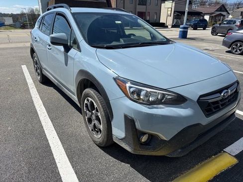 Used 2023 Subaru Crosstrek 2.0i Premium AWD/4WD image 2
