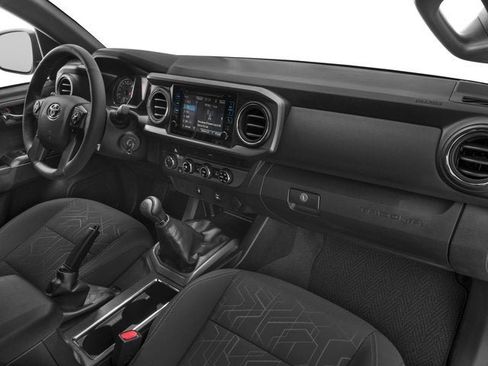 Used 2017 Toyota Tacoma TRD Off-Road w/ Tow Package (A/T) AWD/4WD image 19