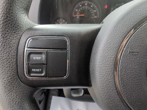 Used 2016 Jeep Compass Sport w/ Power Value Group image 19