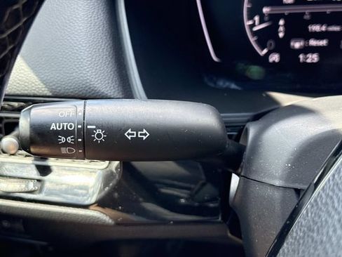 Used 2022 Honda Civic Sport image 24