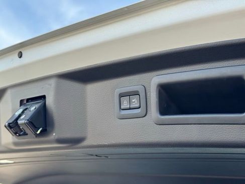 Certified 2025 MAZDA CX-50 AWD 2.5 S w/ Weather Package image 37