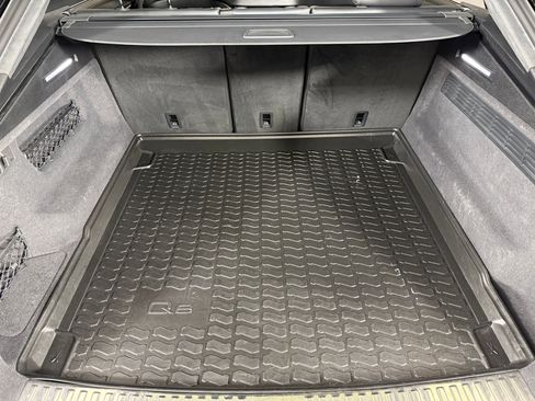 Certified 2023 Audi RS Q8 image 20